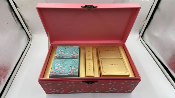 Luxury Food Cake Paper Box Pink Gift Box Packaging With Lock