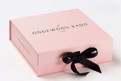 Collapsible Paperboard Paper Packaging Foldable Gift Box With Magnets