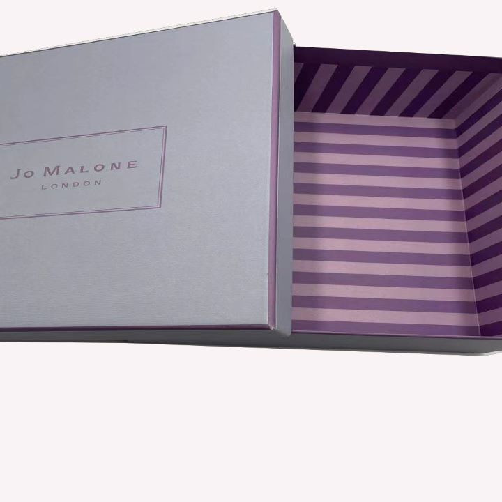 Custom Luxury Paper Lip And Base Gift Box Garment Apparel Clothing Gift Packaging Box